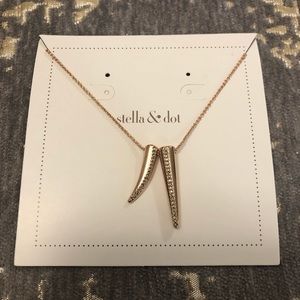 NIB Stella & Dot Double Pave Horn Pendant Necklace